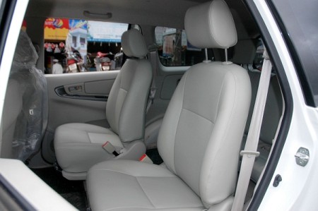 CAR Internal Design For Customer Comfort 1 